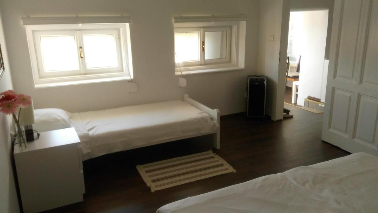 Apartmani Lela Selce Exterior foto